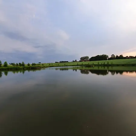 Wypoczynek Nad Stawami * Sobiechy